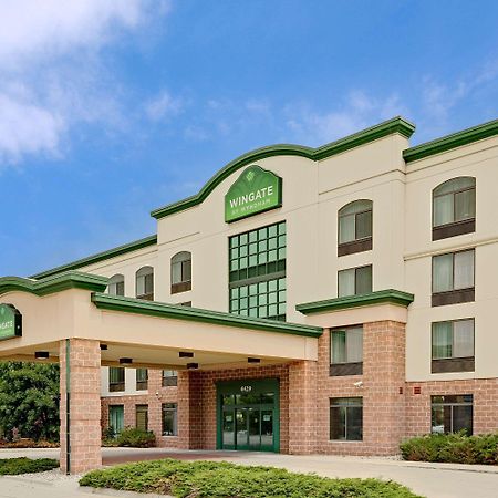 Wingate By Wyndham Fargo Hotel Exterior foto
